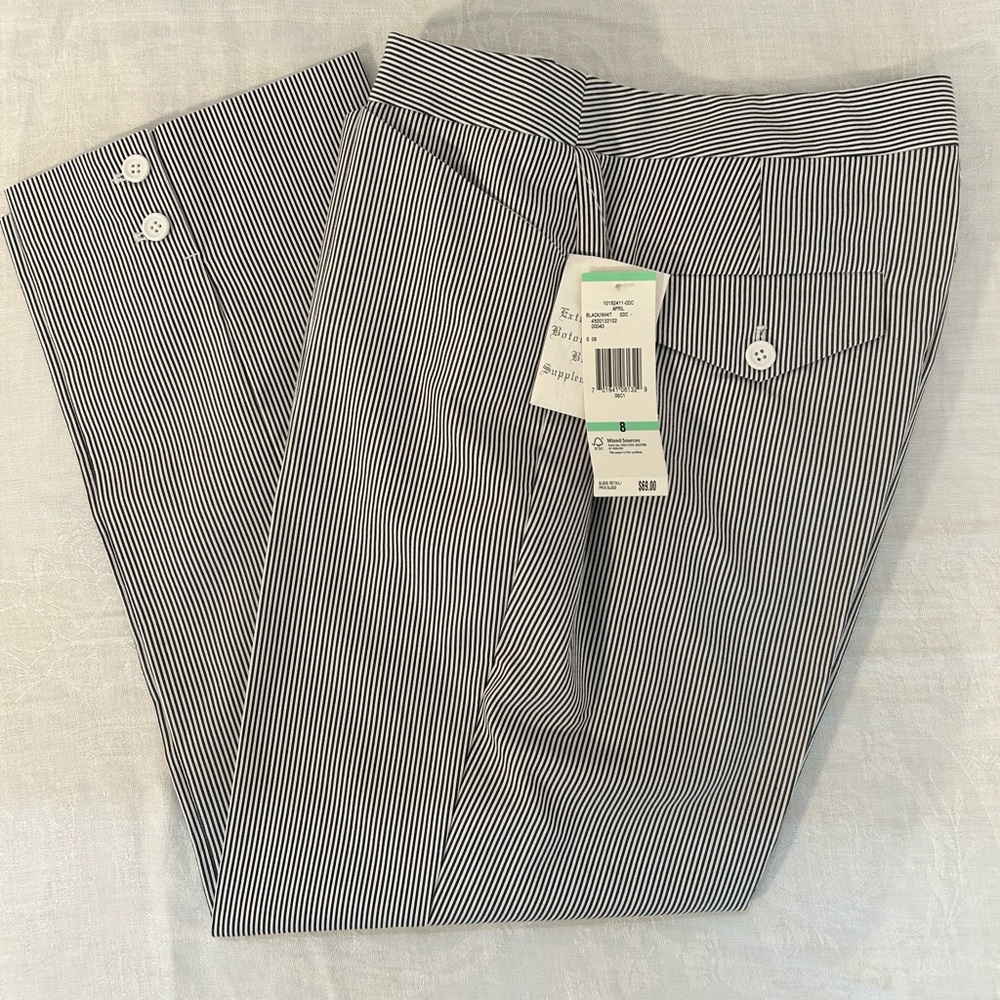 Jones New York Black and White Striped Cropped Pants NWT